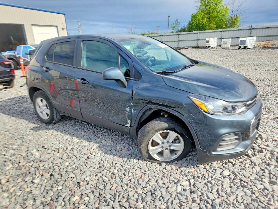 2021 Chevrolet Trax VIN KL7CJNSB6MB318315 COPART salvage auction — FRONT END, Wi - Cert Of Title-Claim Paid, sold $4,000 on 2026-07-20 (photo 4)