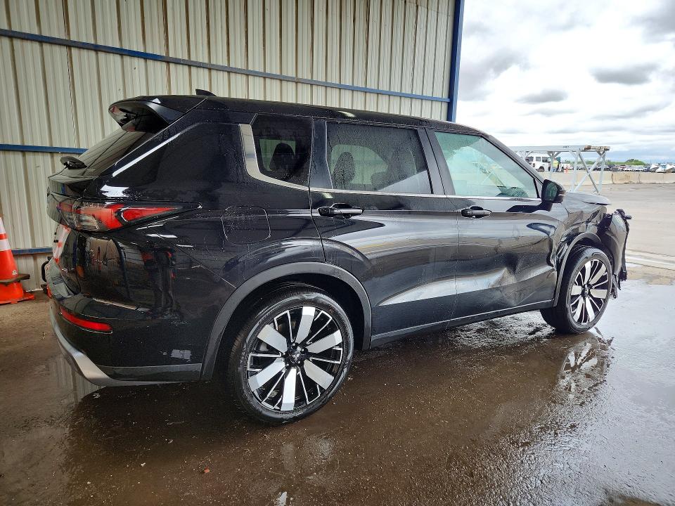 2025 Mitsubishi Outlander VIN JA4J4VA85SZ058964 COPART salvage auction — FRONT END, FL - CERT OF TITLE SLVG REBUILDABLE, sold $11,800 on 2026-07-13 (photo 3)
