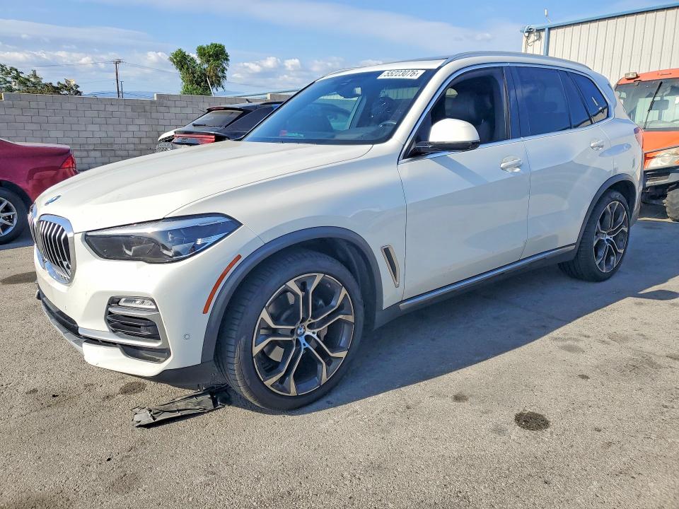 2020 BMW X5 VIN 5UXCR4C06L9C57607 COPART salvage auction — MINOR DENT/SCRATCHES, Ca - Dis/Dlr/Exp Only Clean Title, sold $16,800 on 2026-07-14 (photo 1)