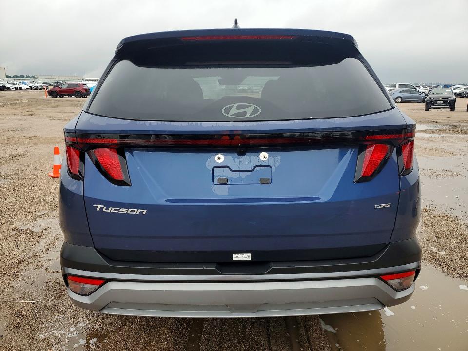 2026 Hyundai Tucson VIN 5NMJBCDE7TH639549 COPART salvage auction — FRONT END, Tx - Nonrepairable Title, sold $8,000 on 2026-07-06 (photo 6)