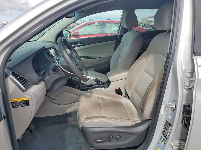 2017 Hyundai VIN KM8J33A44HU273246 COPART salvage auction — MINOR DENT/SCRATCHES, Ca - Dis/Dlr/Exp Only Clean Title, sold $3,500 on 2026-07-21 (photo 7)