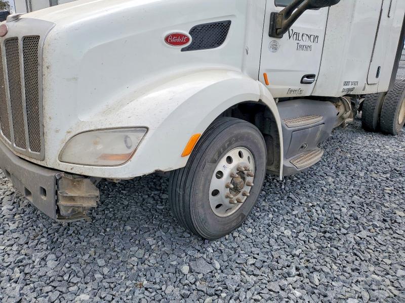 2015 Peterbilt 579 VIN 1XPBDP9X5FD255443 COPART salvage auction — FRONT END, CA - SALVAGE CERTIFICATE, sold $70 on 2026-09-10 (photo 9)