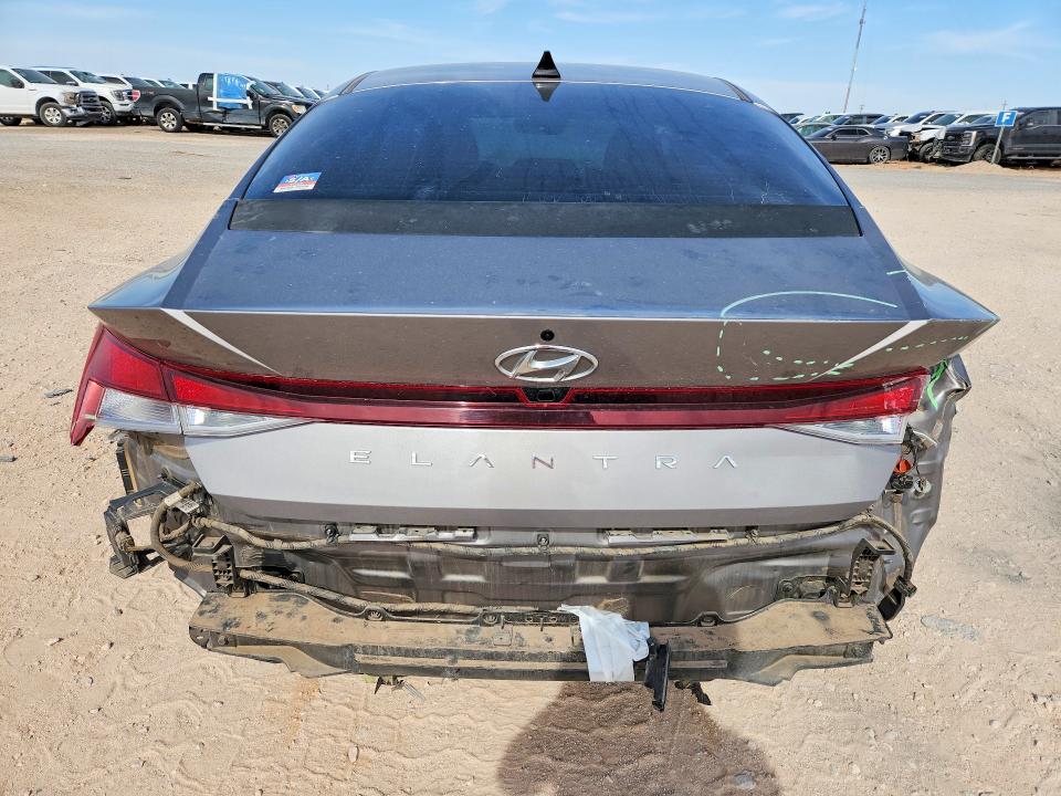 2022 Hyundai Elantra VIN KMHLM4AGXNU254072 COPART salvage auction — REAR END, Tx - Salvage Vehicle Title, sold $5,400 on 2026-07-15 (photo 6)