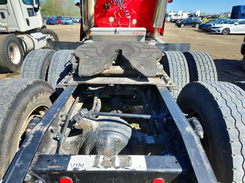 2020 Freightliner Coronado VIN 3ALXFB008LDME8748 COPART salvage auction — ROOF, PA - CERTIFICATE OF SALVAGE, sold $17,700 on 2026-08-27 (photo 6)