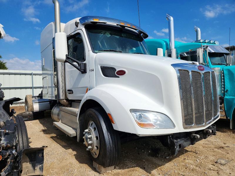 2018 Peterbilt 579 VIN 1XPBDP9X2JD458671 — COPART salvage auction photo