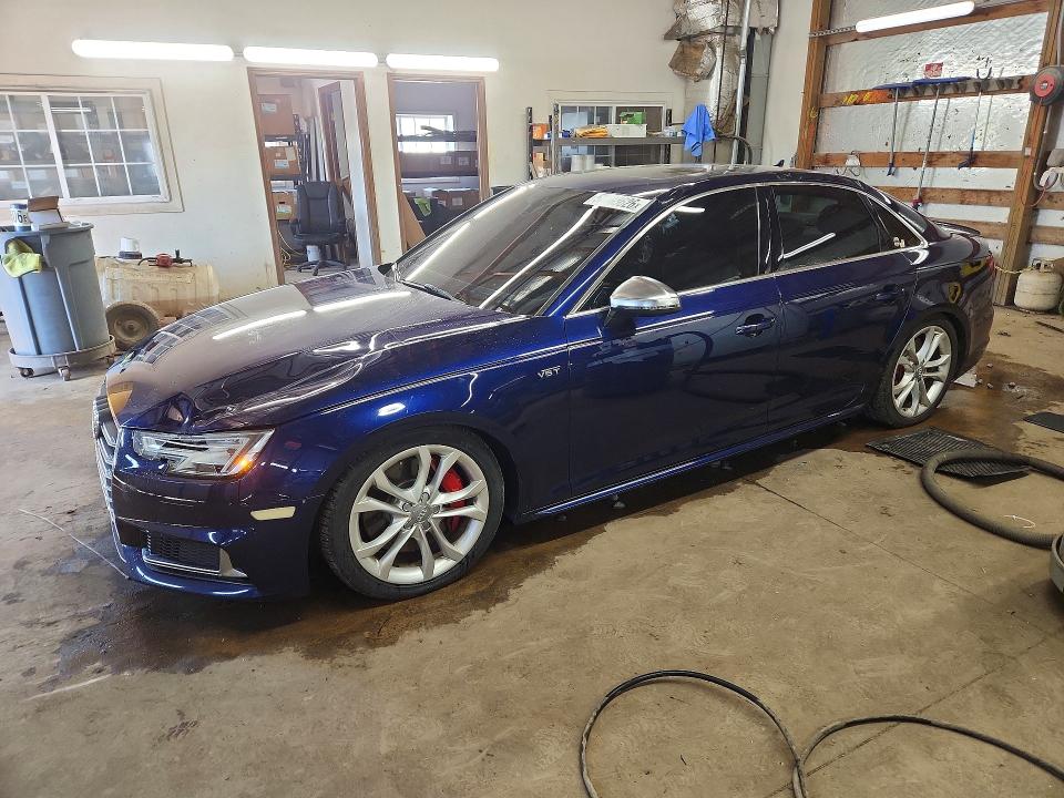 2018 Audi Rs4 VIN WAUB4AF42JA045494 — COPART salvage auction photo