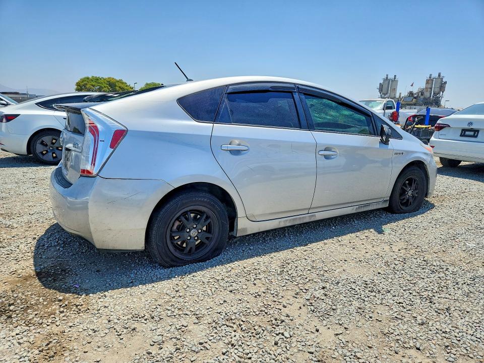 2014 Toyota VIN JTDKN3DU6E1751436 COPART salvage auction — VANDALISM, Ca - Salvage Certificate, sold $1,700 on 2026-07-24 (photo 3)