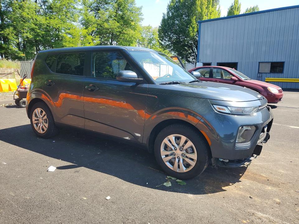 2022 Kia Soul VIN KNDJ23AU3N7811582 COPART salvage auction — FRONT END, Or - Salvage Title Certificate, sold $200 on 2026-07-27 (photo 4)