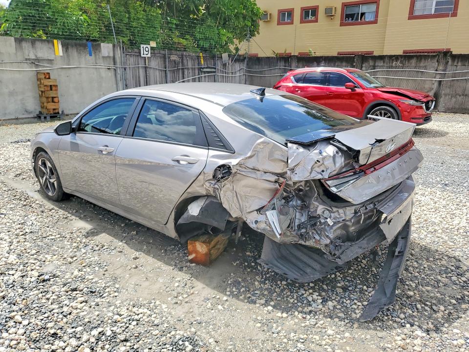 2023 Hyundai Elantra VIN KMHLS4AG8PU611628 COPART salvage auction — REAR END, Fl - Certificate Of Destruction, sold $2,400 on 2026-07-07 (photo 2)