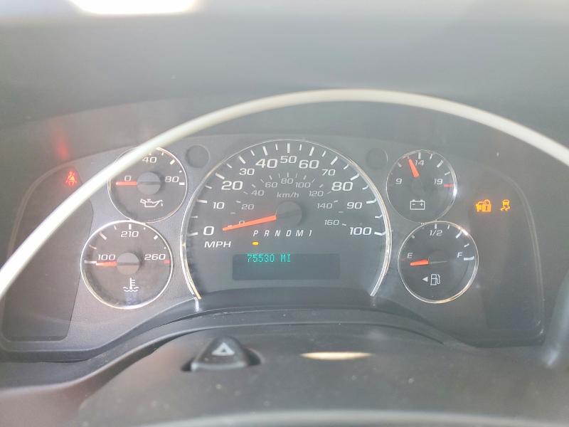 2011 Chevrolet Express 2500 VIN 1GCWGFCA9B1177107 COPART salvage auction — MINOR DENT/SCRATCHES, Ny - Certificate Of Title, sold $1,350 on 2026-07-08 (photo 9)