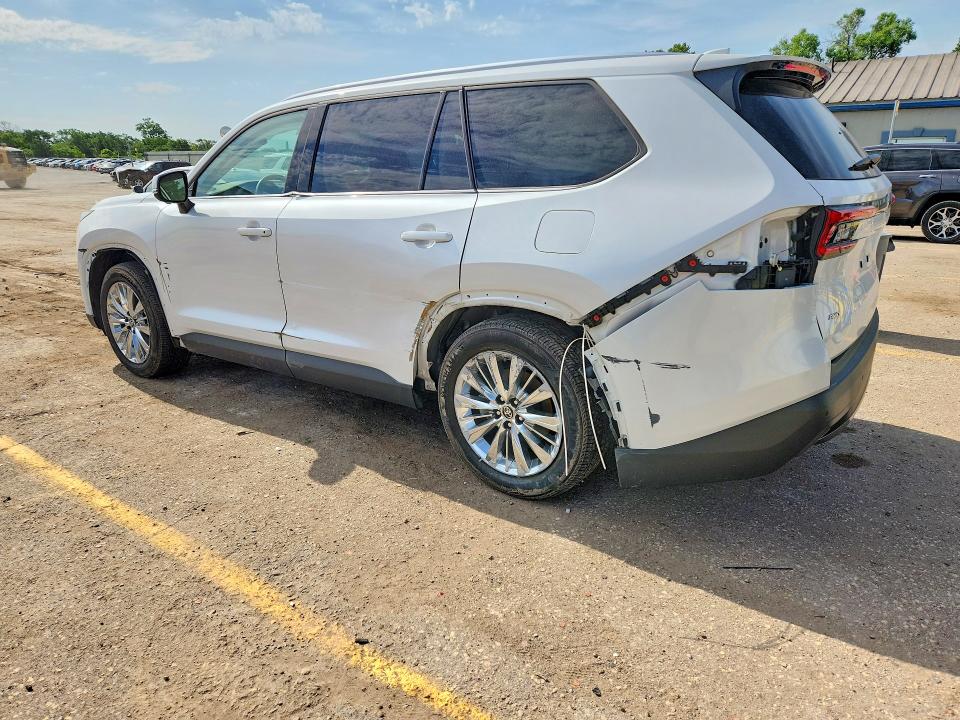 2024 Toyota VIN 5TDAAAB51RS042705 COPART salvage auction — REAR END, KS - CERT OF TITLE-SALVAGE, sold $1,250 on 2026-07-27 (photo 2)