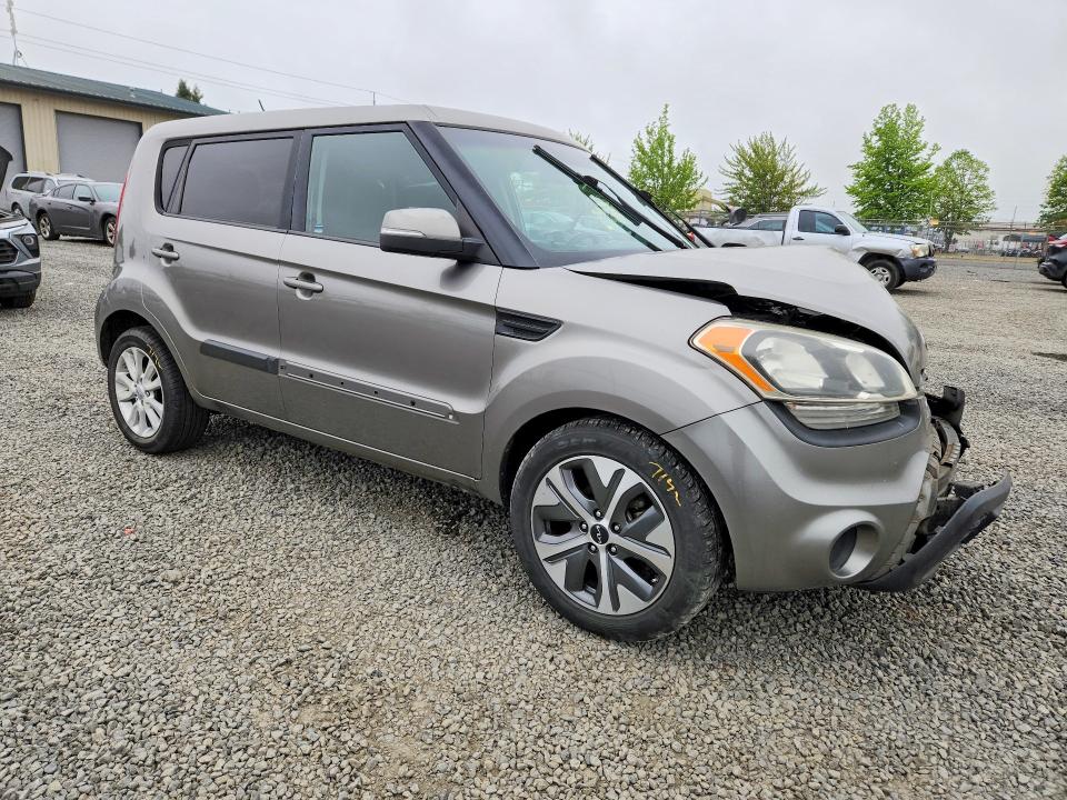 2013 Kia Soul VIN KNDJT2A69D7557478 COPART salvage auction — FRONT END, Or - Salvage Title Certificate, sold $425 on 2026-07-14 (photo 4)