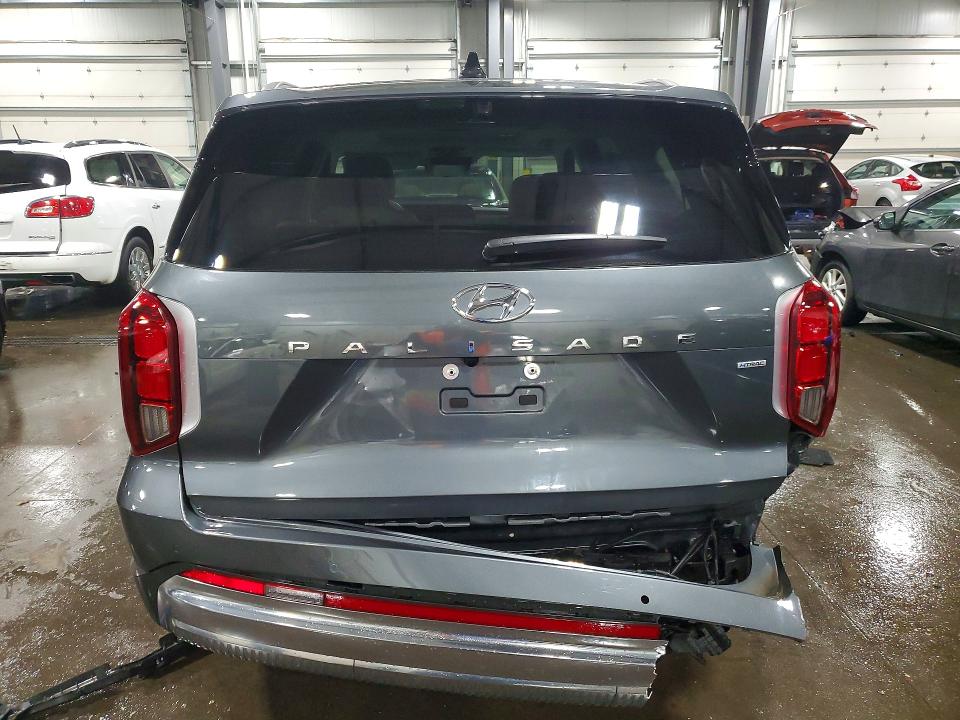 2023 Hyundai Palisade VIN KM8R7DGE4PU636978 COPART salvage auction — REAR END, Mn - Cert Of Title-Salvage, sold $18,100 on 2026-07-07 (photo 6)
