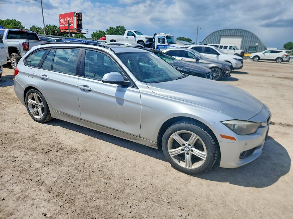 2014 BMW 3er VIN WBA3G7C54EKN37536 COPART salvage auction — REAR END, Ks - Cert Of Title-Salvage, sold $2,000 on 2026-07-20 (photo 4)