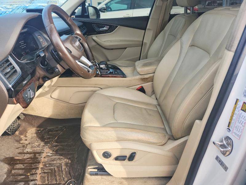 2017 Audi Q7 VIN WA1LAAF78HD044461 COPART salvage auction — MINOR DENT/SCRATCHES, La - Dealer Only Clean Title (P), sold $5,900 on 2026-07-29 (photo 7)