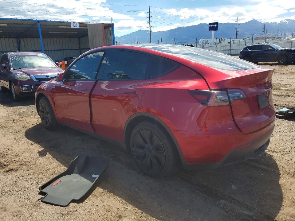 2025 Tesla VIN 7SAYGDEE1SF307405 COPART salvage auction — SIDE, Co - Salvage Title, sold $275 on 2026-07-27 (photo 2)