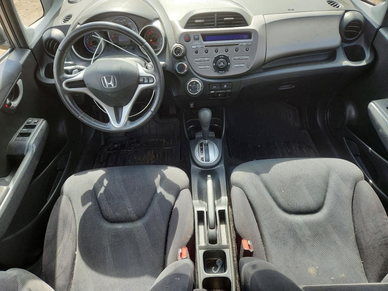 2009 Honda Fit VIN JHMGE88429S012091 COPART salvage auction — All Over, IL - SALVAGE CERTIFICATE, sold $875 on 2026-06-30 (photo 8)