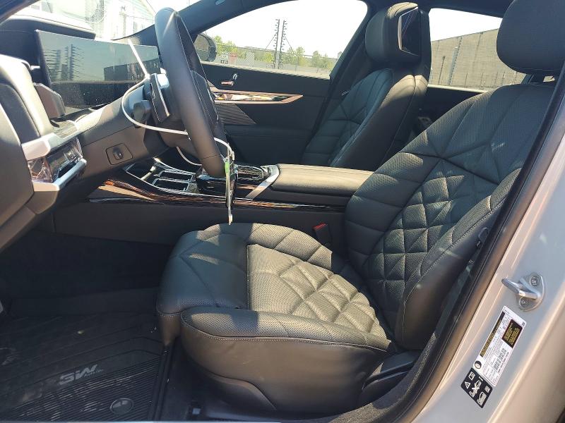 2025 BMW VIN WBA33EH03SCU66378 COPART salvage auction — SIDE, Salvage Title, sold $56,000 on 2026-07-16 (photo 7)