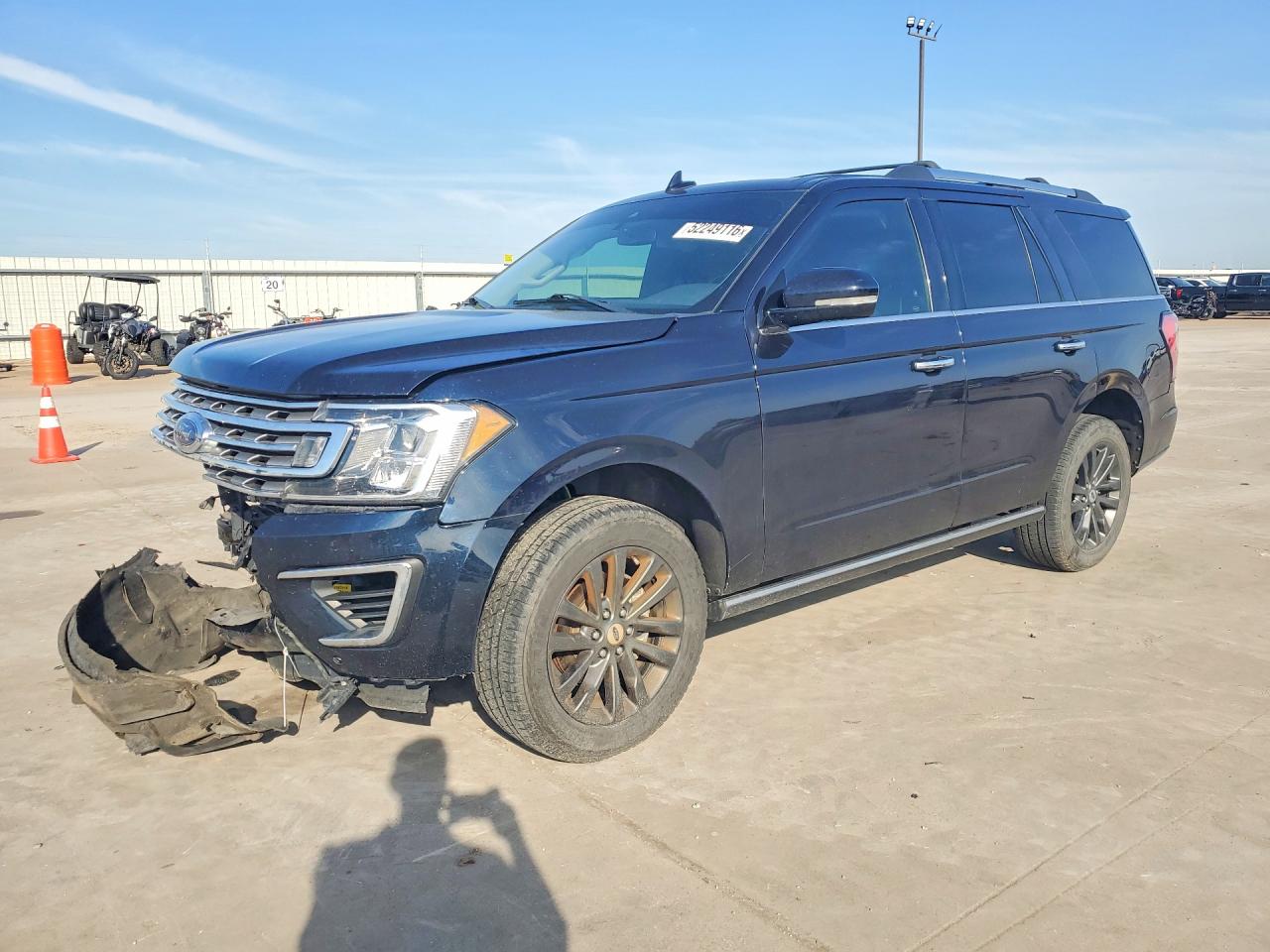 2021 Ford Expedition VIN 1FMJU1KT6MEA66546 COPART salvage auction — Front End, TX - SALVAGE VEHICLE TITLE, sold $7,800 on 2026-06-25 (photo 1)