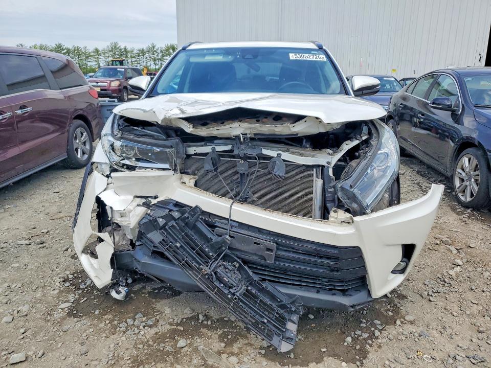 2018 Toyota Highlander VIN 5TDJZRFH2JS817139 COPART salvage auction — FRONT END, Nj - Cert Of Title-Salvage, sold $7,300 on 2026-07-15 (photo 5)