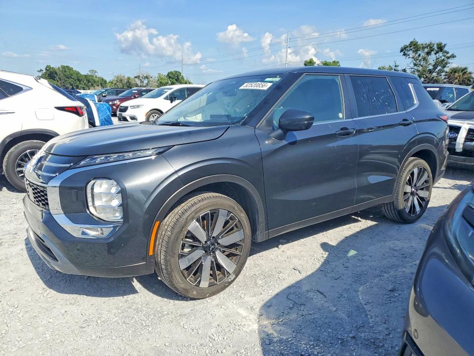 2025 Mitsubishi VIN JA4J4VA81SZ057679 COPART salvage auction — SIDE, Fl - Certificate Of Title, sold $15,800 on 2026-07-24 (photo 1)