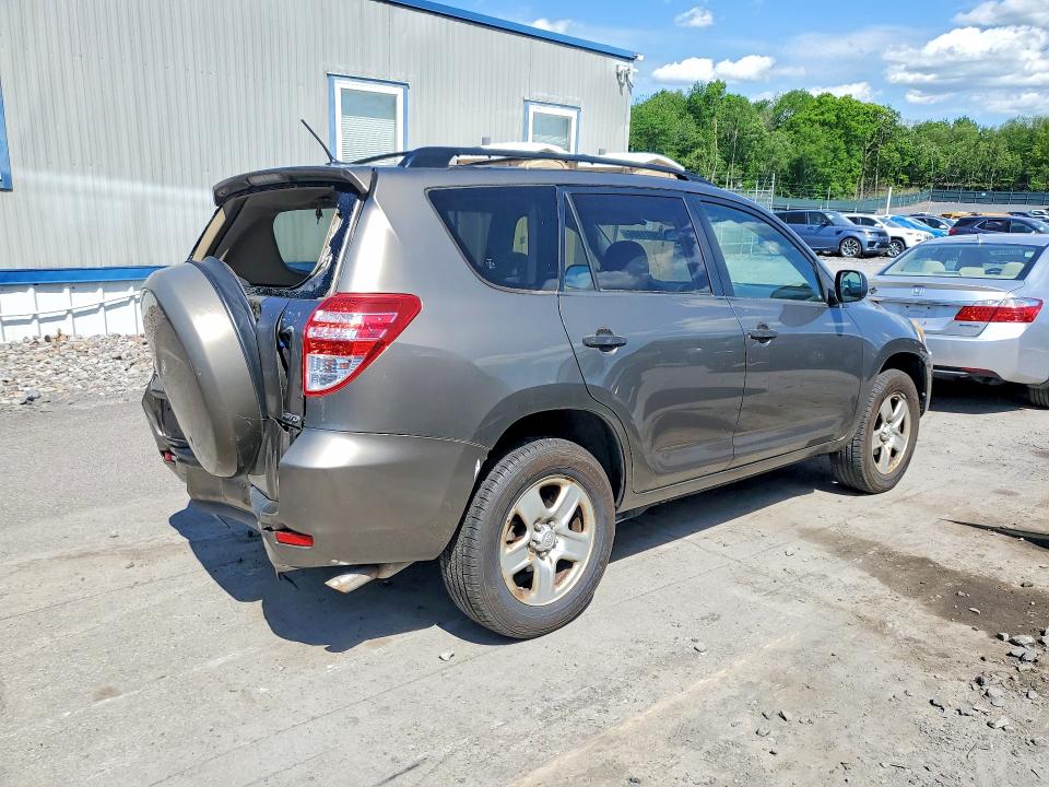 2009 Toyota Rav4 VIN JTMBF33VX9D021153 COPART salvage auction — REAR END, PA - CERTIFICATE OF SALVAGE, sold $775 on 2026-07-29 (photo 3)