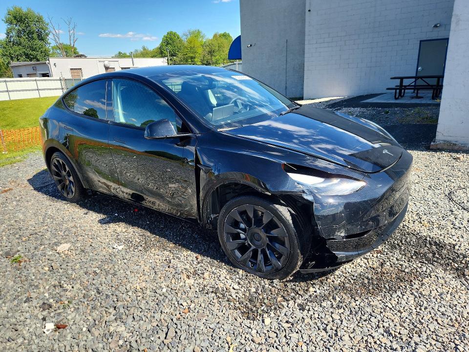 2023 Tesla VIN 7SAYGDEE5PA127171 COPART salvage auction — FRONT END, Tx - Certificate Of Title, sold $450 on 2026-07-02 (photo 4)