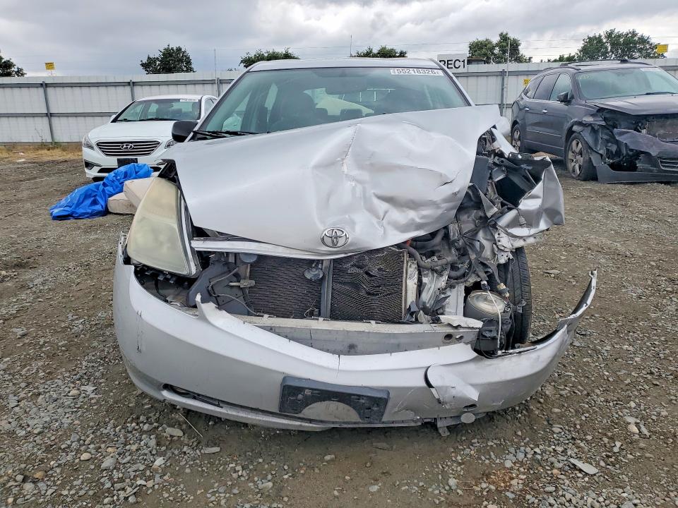 2007 Toyota Prius VIN JTDKB20U577620202 COPART salvage auction — FRONT END, Nr - Non-Repairable, sold $325 on 2026-07-07 (photo 5)