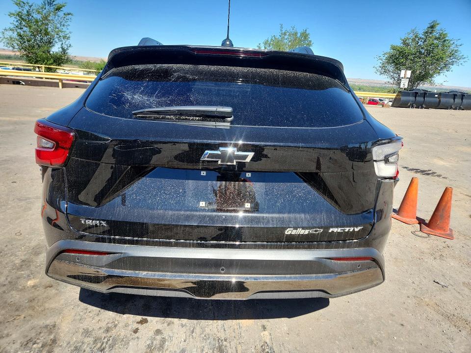 2026 Chevrolet Trax VIN KL77LKEP7TC122846 COPART salvage auction — SIDE, Nm - Cert Of Title-Salvage, sold $6,700 on 2026-07-13 (photo 6)