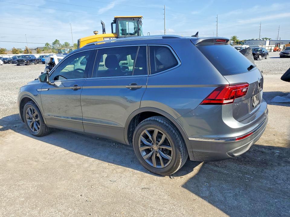 2022 Volkswagen Tiguan VIN 3VV3B7AX9NM125970 COPART salvage auction — REAR END, FL - CERT OF TITLE SLVG REBUILDABLE, sold $9,200 on 2026-07-31 (photo 2)