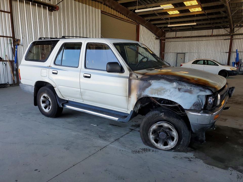 1990 Toyota 4runner VIN JT3VN39WXL0025707 COPART salvage auction — ENGINE BURN, Ca - Dis/Dlr/Exp App For Dup Clean, sold $475 on 2026-07-09 (photo 4)