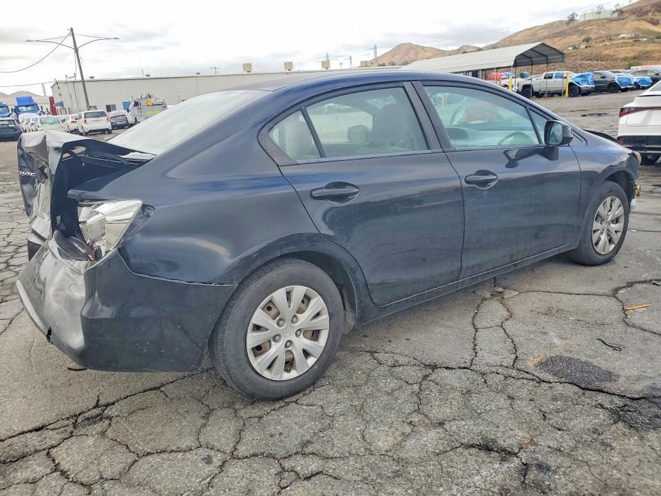 2012 Honda VIN 19XFB2F52CE335615 COPART salvage auction — FRONT END, Ca - Salvage Certificate, sold $625 on 2026-07-02 (photo 3)