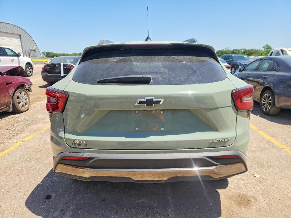 2025 Chevrolet VIN KL77LKEP5SC087495 COPART salvage auction — HAIL, Ks - Cert Of Title-Salvage, sold $11,000 on 2026-07-15 (photo 6)