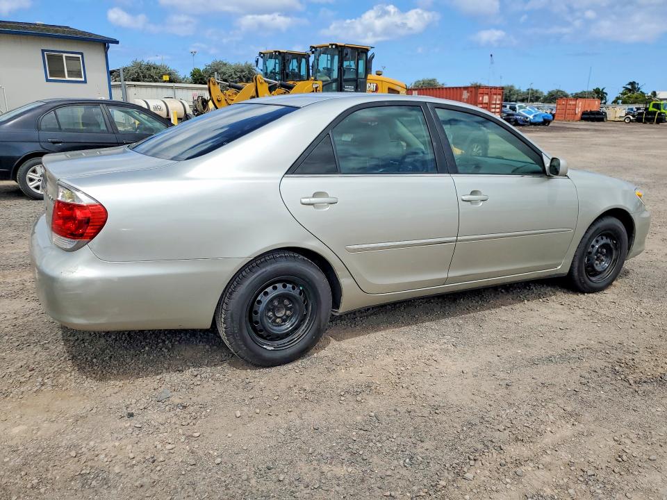 2005 Toyota Camry VIN JTDBE32K050303166 COPART salvage auction — MINOR DENT/SCRATCHES, Hi - Salvage Title, sold $1 on 2026-07-20 (photo 3)