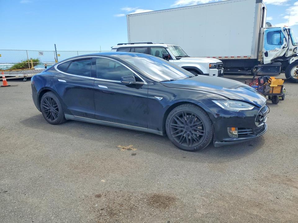2015 Tesla VIN 5YJSA1E21FF113794 COPART salvage auction — UNDERCARRIAGE, Hi - Certificate Of Salvage, sold $575 on 2026-08-31 (photo 4)