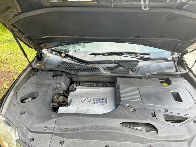 2010 Lexus Rx 450h VIN JTJZB1BA8A2004149 COPART salvage auction — MINOR DENT/SCRATCHES, Fl - Certificate Of Title, sold $3,950 on 2026-07-27 (photo 7)