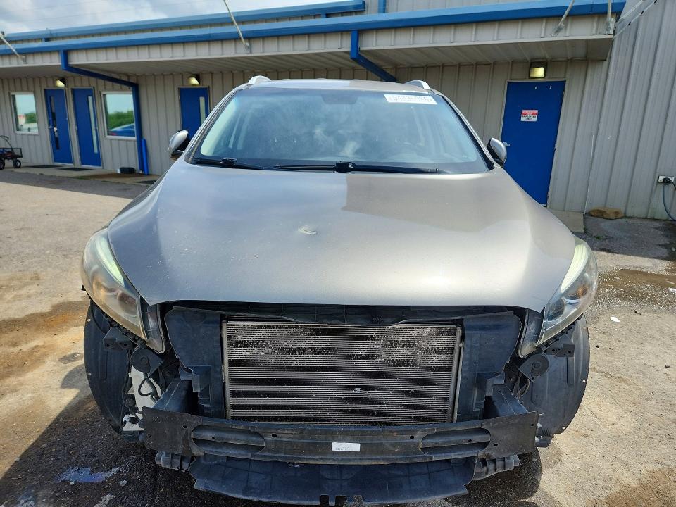 2017 Kia Sorento VIN 5XYPG4A30HG251097 COPART salvage auction — FRONT END, Tn - Salvage Certificate, sold $1,450 on 2026-07-02 (photo 5)