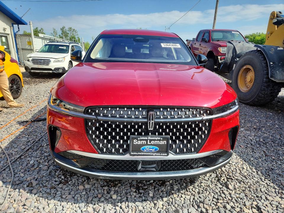 2024 Lincoln Nautilus VIN 5LMPJ8JAXRJ879332 COPART salvage auction — SIDE, Il - Salvage Certificate, sold $18,300 on 2026-07-27 (photo 5)