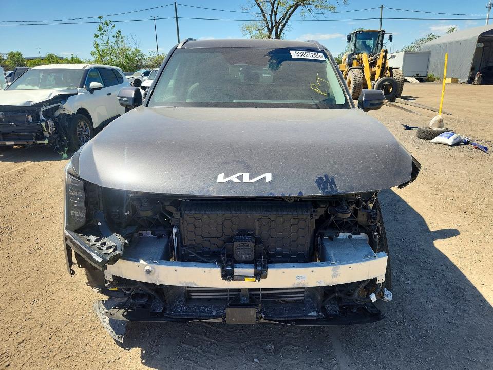 2024 Kia Ev9 VIN KNDAFFS54R6043703 COPART salvage auction — FRONT END, Qc - Gravement Accidente, sold $22,500 on 2026-08-11 (photo 5)