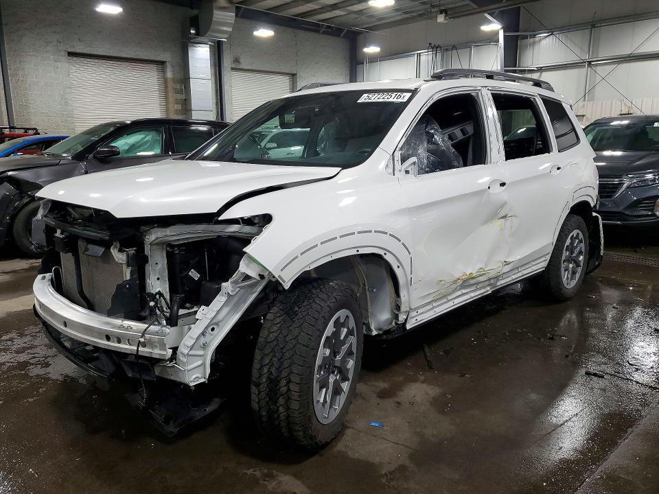 2025 Honda Passport VIN 5FNYF8H65SB006535 COPART salvage auction — FRONT END, Mn - Cert Of Title-Salvage, sold $13,900 on 2026-07-02 (photo 1)