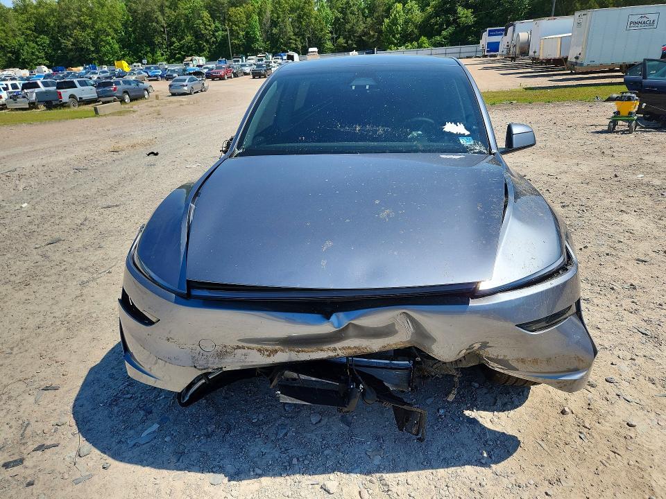 2026 Tesla Model y VIN 7SAYGDEE9TA597259 COPART salvage auction — FRONT END, Va - Cert Of Title - Salvage, sold $13,200 on 2026-07-27 (photo 5)