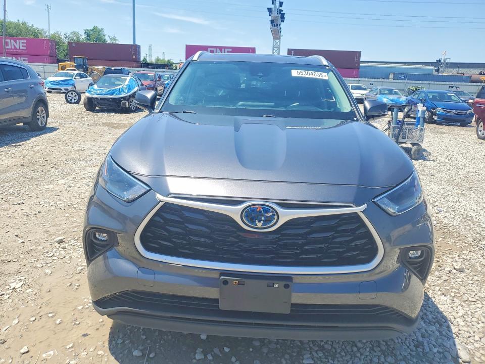 2024 Toyota Highlander VIN 5TDKBRCH6RS141416 COPART salvage auction — REAR END, Il - Certificate Of Title, sold $25,750 on 2026-07-24 (photo 5)