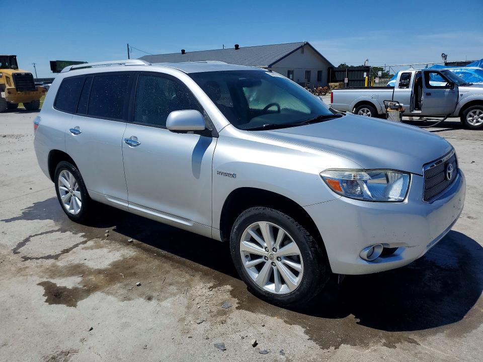 2008 Toyota Highlander hybrid VIN JTEEW44A882007594 COPART salvage auction — WATER/FLOOD, Mo - Salvage Certificate Of Title, sold $1,400 on 2026-07-06 (photo 4)
