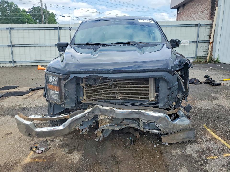 2023 Ford F-150 lightning VIN 1FTMF1CP3PKE73209 COPART salvage auction — ALL OVER, AL - CERT OF TITLE-SALVAGE TITLE, sold $3,150 on 2026-07-02 (photo 5)