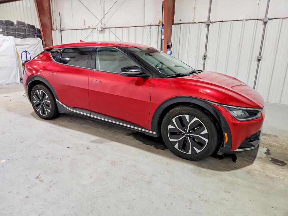 2023 Kia Ev6 VIN KNDC34LA4P5612070 COPART salvage auction — SIDE, Tx - Salvage Vehicle Title, sold $3,650 on 2026-07-08 (photo 4)
