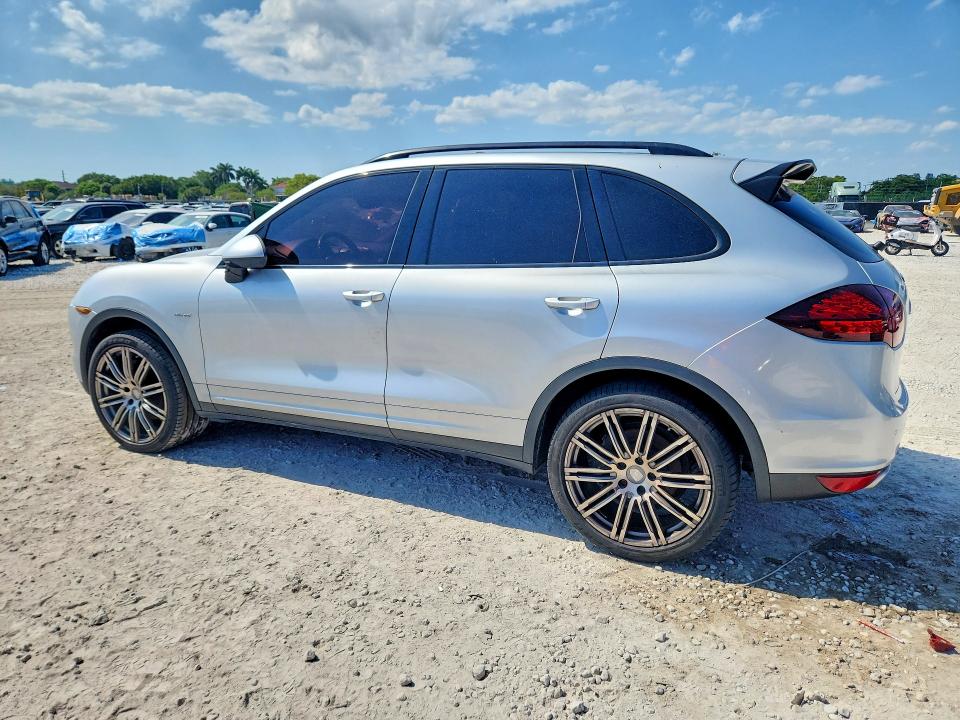 2013 Porsche VIN WP1AF2A24DLA25890 COPART salvage auction — MECHANICAL, Salvage Title, sold $2,200 on 2026-08-07 (photo 2)