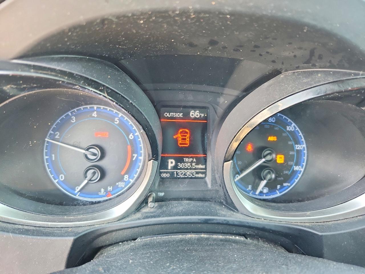 2014 Toyota Corolla VIN 5YFBURHE6EP153268 COPART salvage auction — Rear End, IL - SALVAGE CERTIFICATE, sold $2,550 on 2026-06-30 (photo 9)