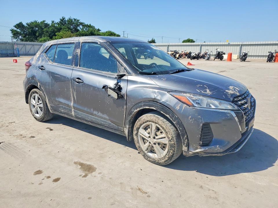 2021 Nissan Kicks VIN 3N1CP5BVXML528316 COPART salvage auction — SIDE, Tx - Salvage Vehicle Title, sold $2,900 on 2026-07-09 (photo 4)