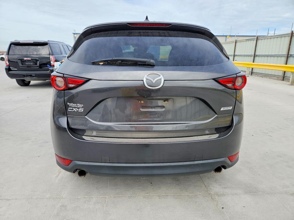 2017 Mazda Cx-5 VIN JM3KFADL9H0179823 COPART salvage auction — MINOR DENT/SCRATCHES, Tx - Salvage Vehicle Title, sold $2,600 on 2026-07-17 (photo 6)