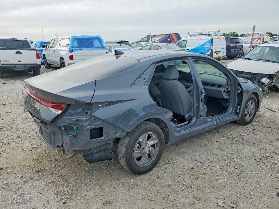2025 Hyundai Elantra VIN KMHLL4DG0SU936730 COPART salvage auction — SIDE, In - Cert Of Title-Salvage Title, sold $4,500 on 2026-07-28 (photo 3)
